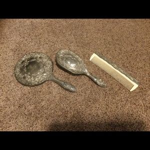 Vintage 3 piece vanity set